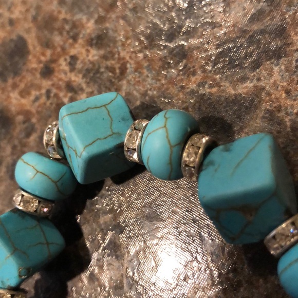 Gorgeous turquoise bracelet - Picture 2 of 2